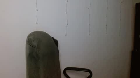 Valeri Villalobos   online show from January 23, 12:25 am