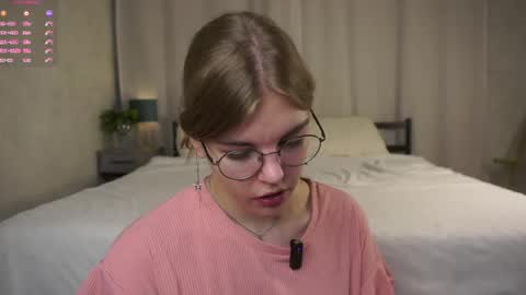 AnishaVivo online show from April 23, 12:24 pm