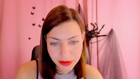 Anni online show from November 25, 3:55 pm