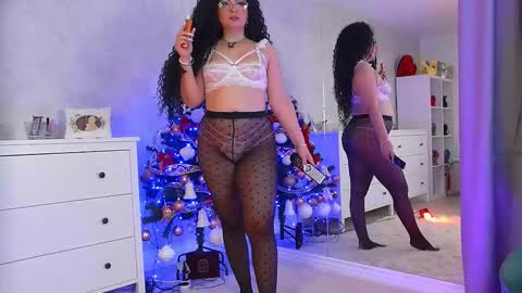 anissia teaser online show from January 7, 5:45 am