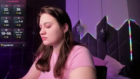 Anita online show from March 6, 9:03 pm