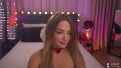 Snapshot of anitaraj_ chatting on September 8, 10:09 pm Im Anita thumb up me please its important online show from September 8, 10:09 pm