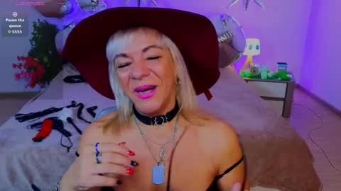 Anita online show from April 1, 3:40 am