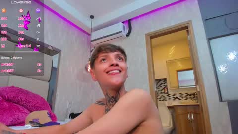 Anna online show from March 8, 4:17 pm