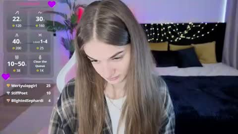 ann_woood online show from July 27, 3:09 pm