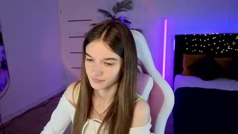 ann_woood online show from July 2, 1:49 pm