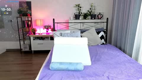 Anna online show from April 1, 5:19 am