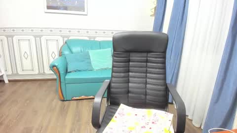 Anna Ditrih online show from March 12, 3:51 pm