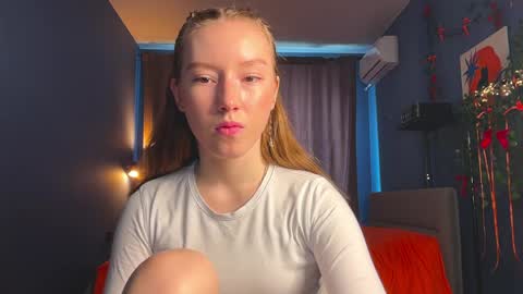 Anna online show from March 28, 9:11 am