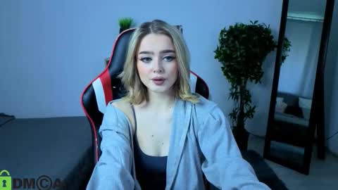 Anna online show from November 13, 12:08 pm