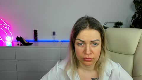 anna_snow9 online show from March 16, 8:29 am