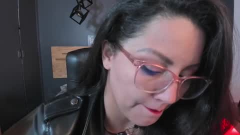 Anna online show from February 22, 7:45 am