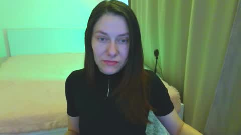 annaabels online show from February 6, 9:02 am