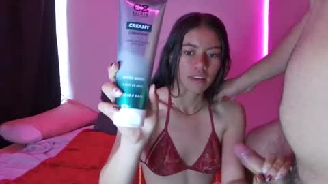 Snapshot of annaandgrey chatting on September 25, 6:48 pm annaandgrey online show from September 25, 6:48 pm