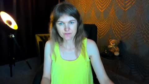 Annabel online show from May 21, 6:03 pm