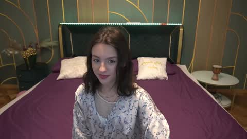 Anna online show from February 3, 6:56 am