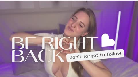 annagrees1 online show from March 6, 2:10 am