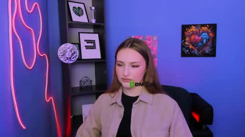 annallisa online show from April 22, 11:17 am