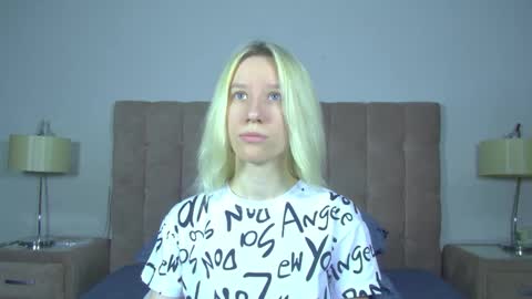 Anna online show from December 2, 6:10 am