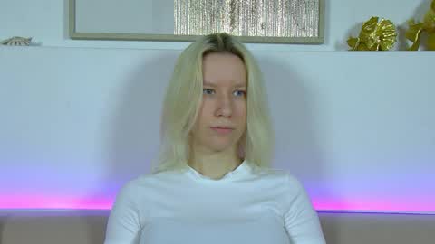 Anna online show from November 26, 6:54 am