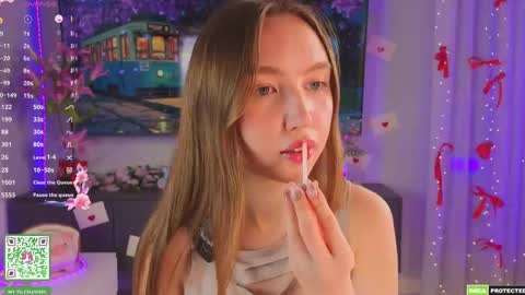 Holly Molly Im Polly online show from April 19, 7:49 pm