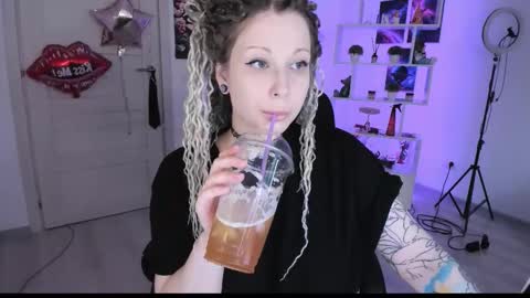 Snapshot of annanebula chatting on September 14, 12:28 pm Anna online show from September 14, 12:28 pm