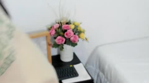 Anna Rosse online show from April 21, 12:01 pm