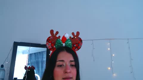 Anne  online show from November 10, 5:05 pm