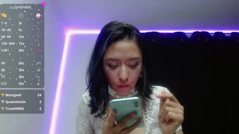 Snapshot of anne_nicholson chatting on December 27, 6:46 am Anne  online show from December 27, 6:46 am