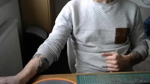 annecylake online show from January 20, 1:21 pm