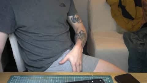 annecylake online show from January 8, 6:31 am