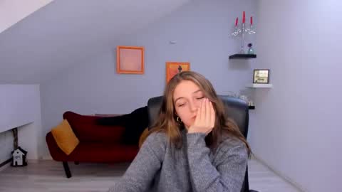 annewilsonn online show from February 20, 1:46 pm