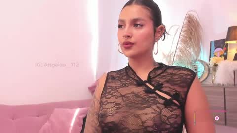 Angel online show from April 8, 7:28 pm