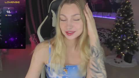 Annie online show from January 14, 10:44 pm