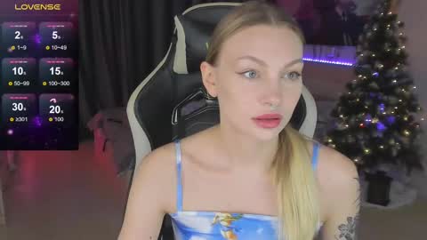 Annie online show from February 10, 1:24 am