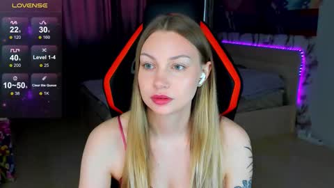 Annie online show from March 24, 12:33 pm