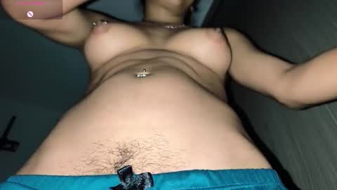 Snapshot of annie_darling_ chatting on October 10, 4:18 am A N G E L online show from October 10, 4:18 am