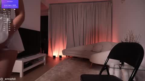 anniehillofficial_ online show from February 11, 10:50 pm