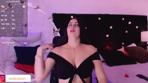 ANNIE  online show from September 30, 11:32 am