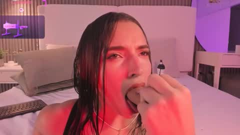 ANNIE  online show from February 28, 12:36 am