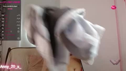 Anny  online show from October 8, 7:58 am