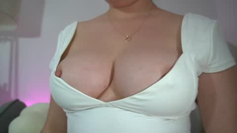 Anny online show from June 11, 4:21 am