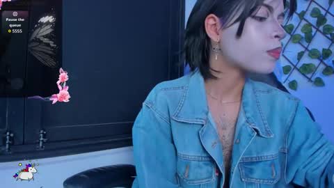 Anny online show from November 25, 4:33 am