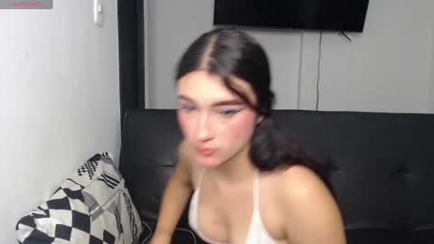Snapshot of anny_naf chatting on October 20, 2:11 pm Anny online show from October 20, 2:11 pm