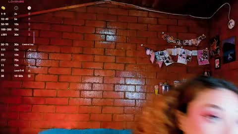 Anny  IG online show from April 27, 8:39 pm