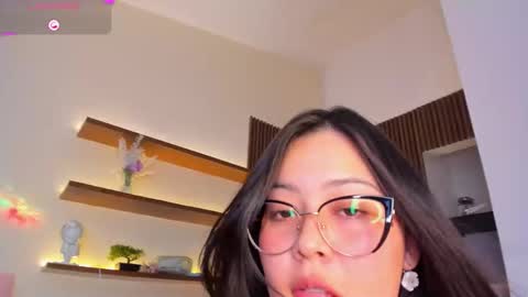 A N N Y E  online show from November 1, 3:33 pm