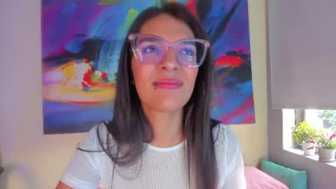 Annyluna online show from August 4, 12:45 pm
