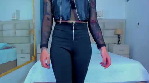 AnnyT online show from October 10, 9:08 pm