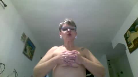 Anouk Cavin online show from November 8, 2:03 am