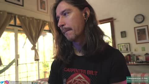 Antinoo Gnothi online show from December 24, 3:16 pm